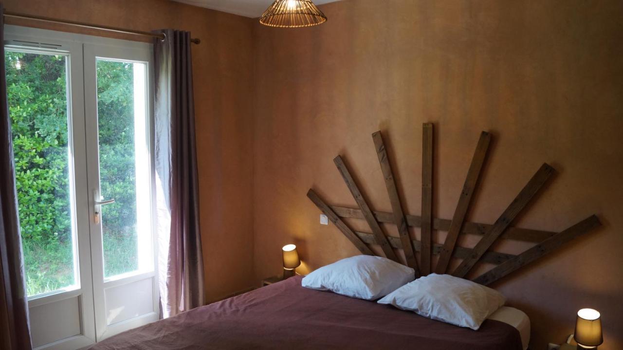 Holiday home Les Lilas Des Chenes *